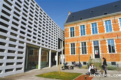 位于布鲁日的欧洲学院。